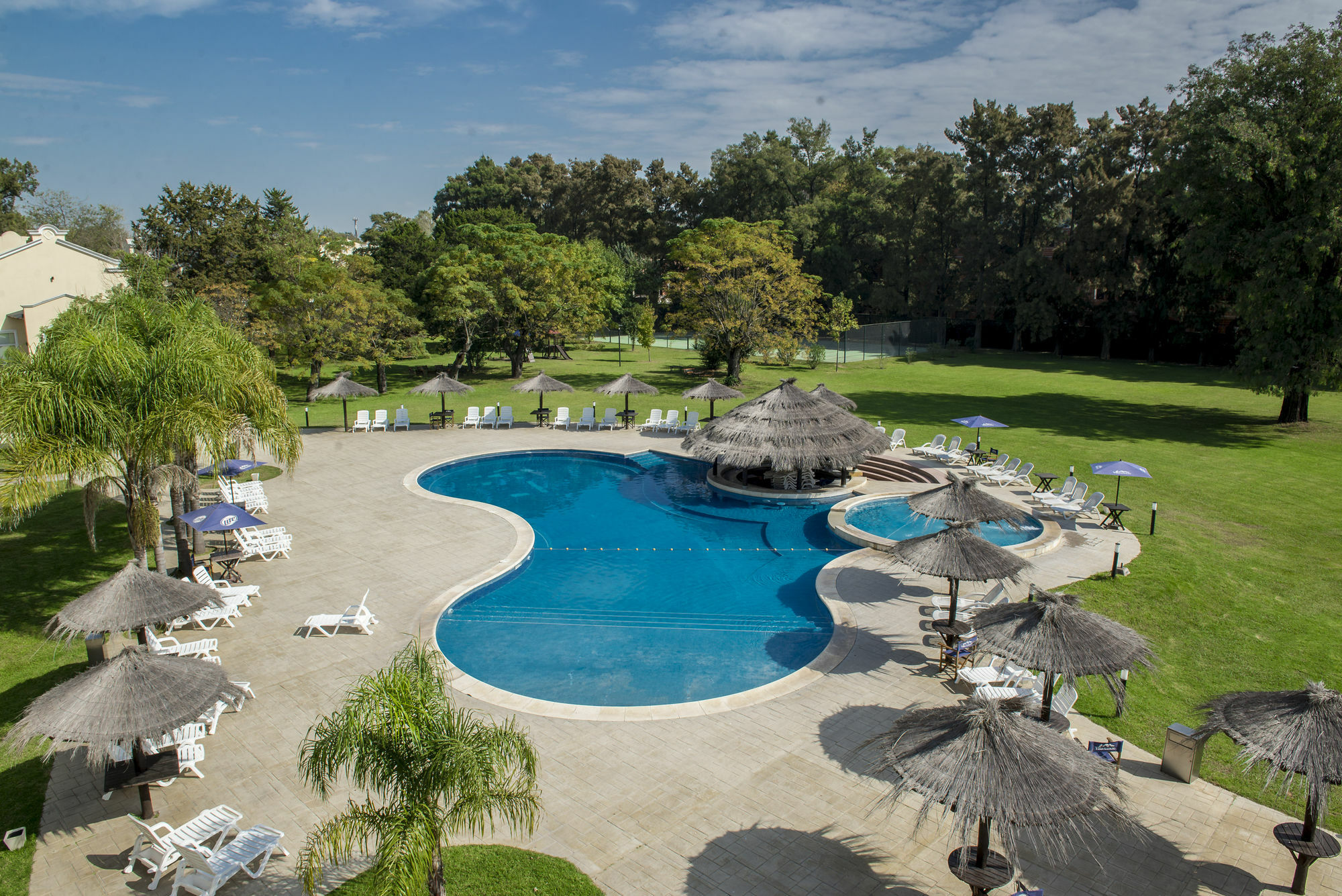 Howard Johnson By Wyndham Resort Pilar Pilar  Exterior foto